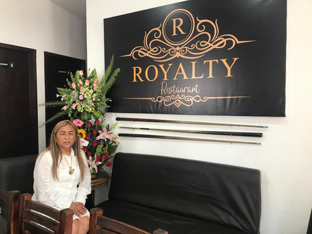 CON LA PRESENCIA DE AUTORIDADES MUNICIPALES FUE INAUGURADO EL RESTAURANTE ROYALTY