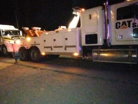 ASEGURAN UNA PIPA Y DETIENEN A 5 PERSONAS POR DELITO DE HUACHICOL