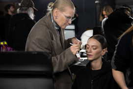 ISSEY MIYAKE SS23
Key Makeup Carole Colombani
Key hair Pawel Solis
Photographer Melina Tavares