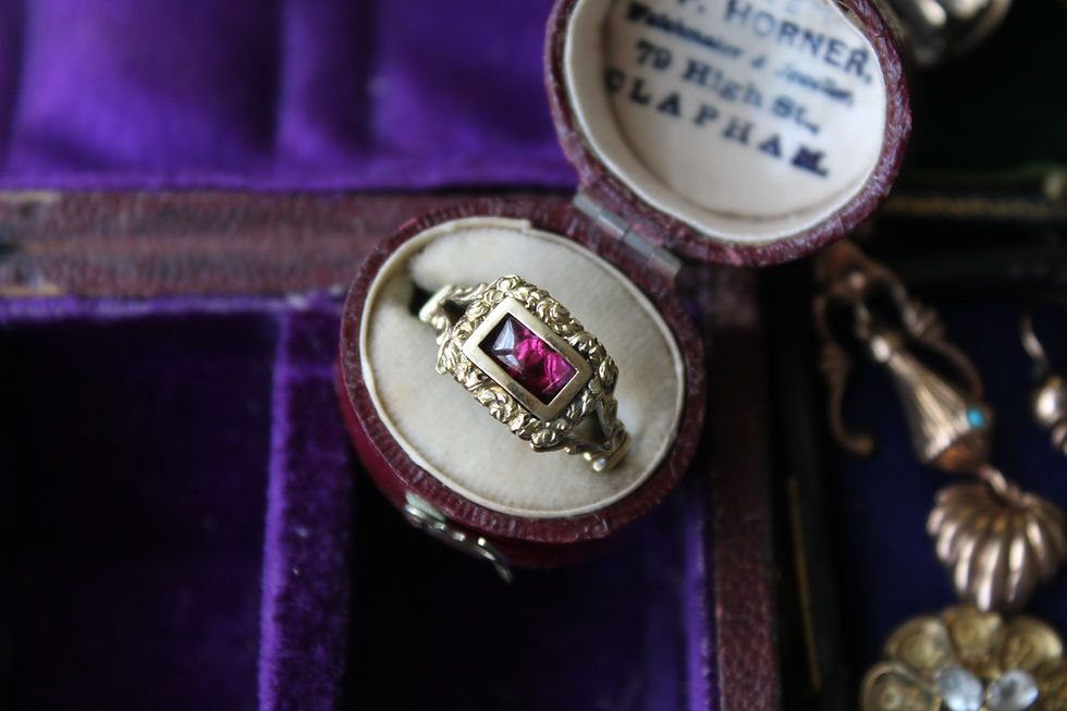 Thumbnail: Beautiful Antique Georgian Chased Foiled Garnet Ring, 15K Gold, Unique Band