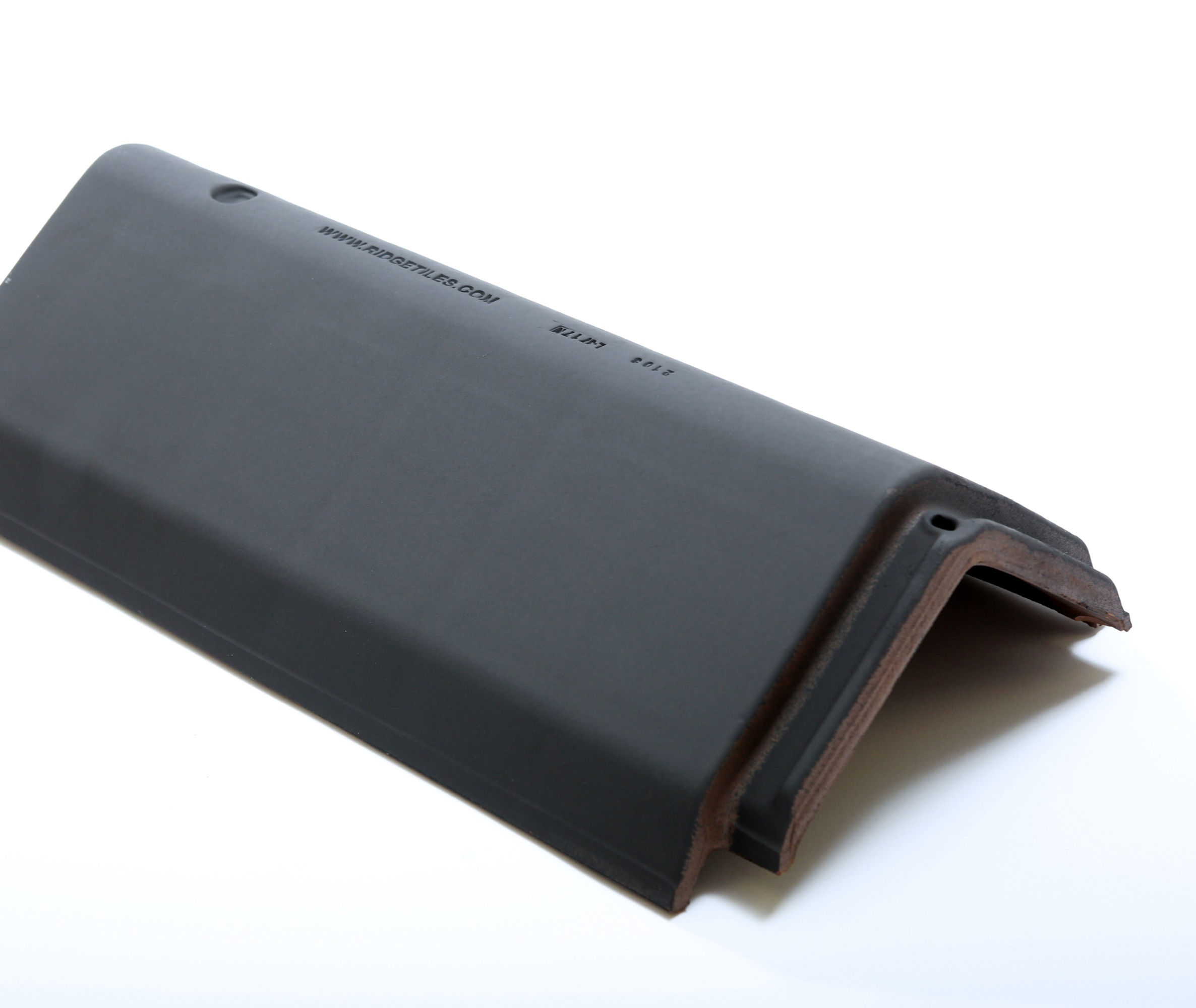 Universal angle clay ridge tile