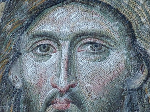 אֵיךְ נִקְרָא צִיּוּר הַמֻּרְכָּב מֵאֲבָנִים קְטַנְטַנּוֹת?