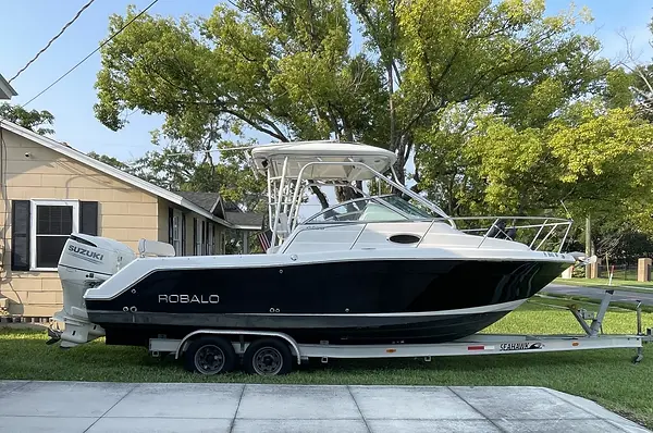 2007-robalo-r265-walkaround-power-10267049-20260729141530119-1.jpg