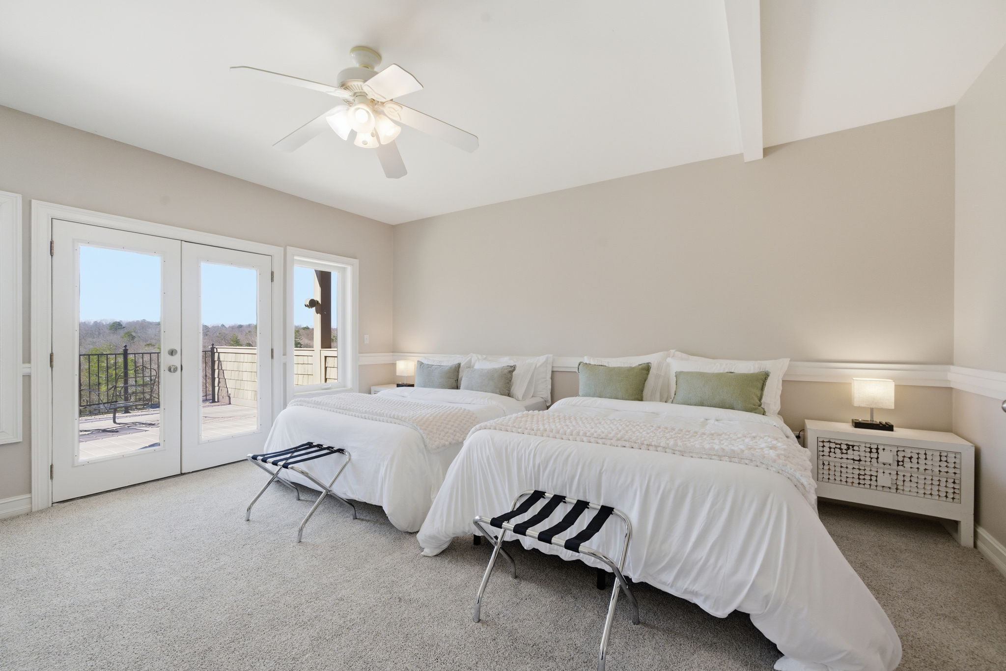 Guest accommodation at Eden’s Ridge