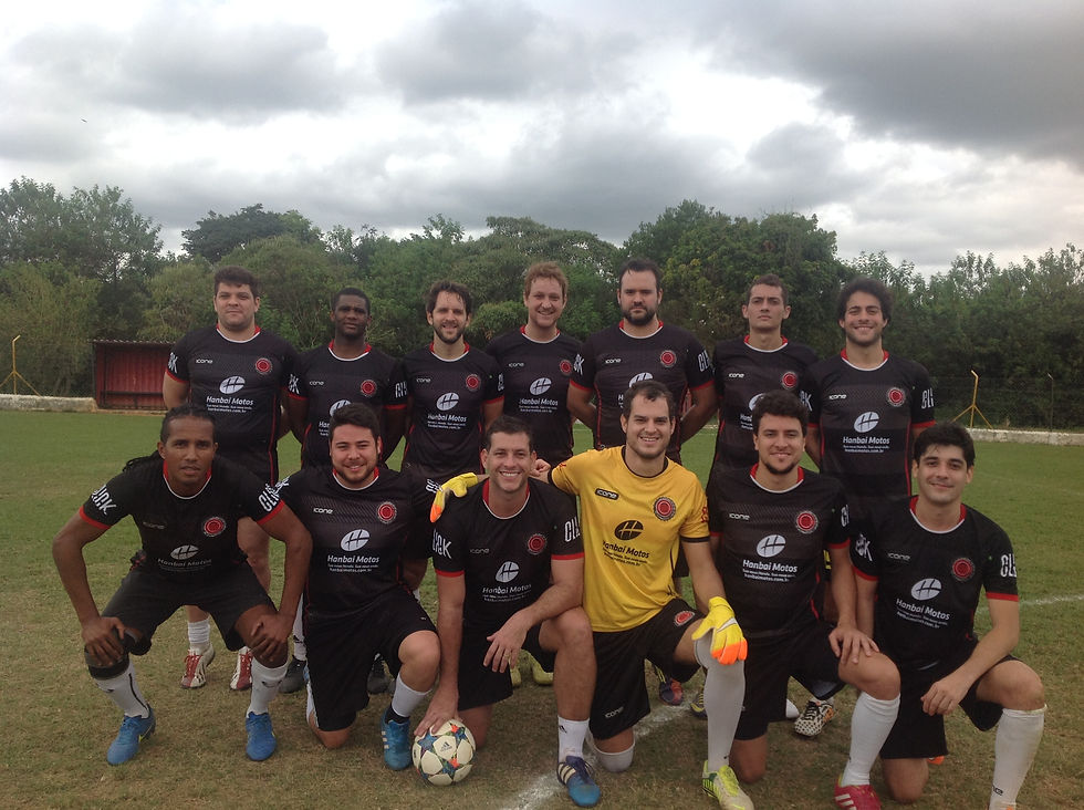 AMIGOS DO ÖZIL