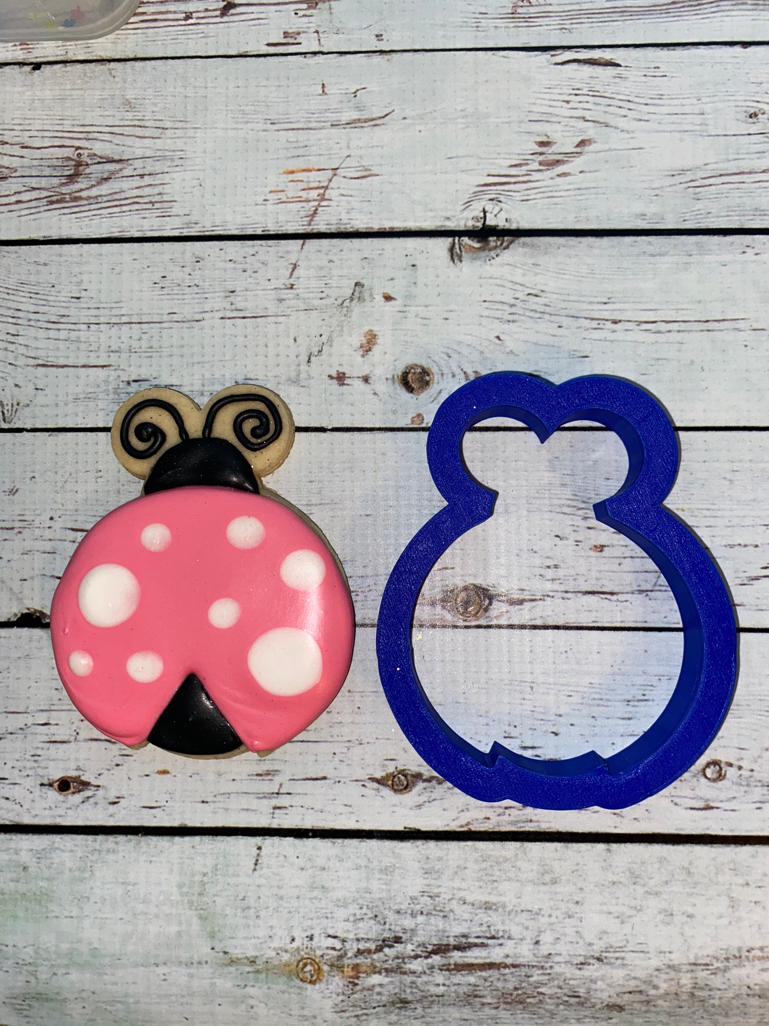 Lady bug cutter