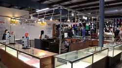 Market Square Aisle J (1)