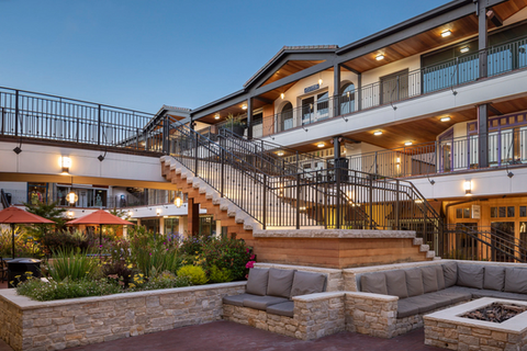 Hotels-Models14015 2_edit_new 2.jpg