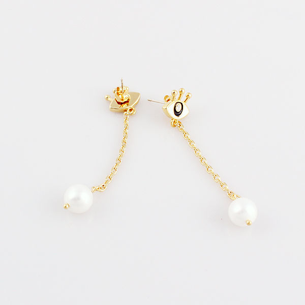 Thumbnail: Egyptian Dreams Nun Pearl Drop Earring