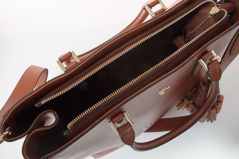 Thumbnail: Octopus leather Carrier