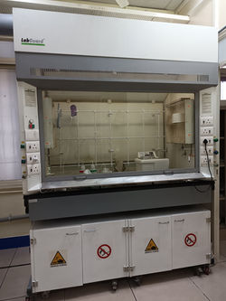 Fume hood