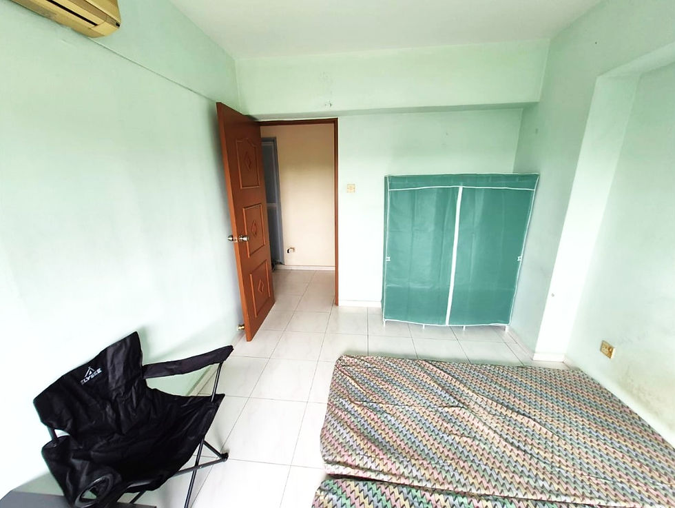 Thumbnail: 2 Common rooms for rent 504A Montreal Drive,