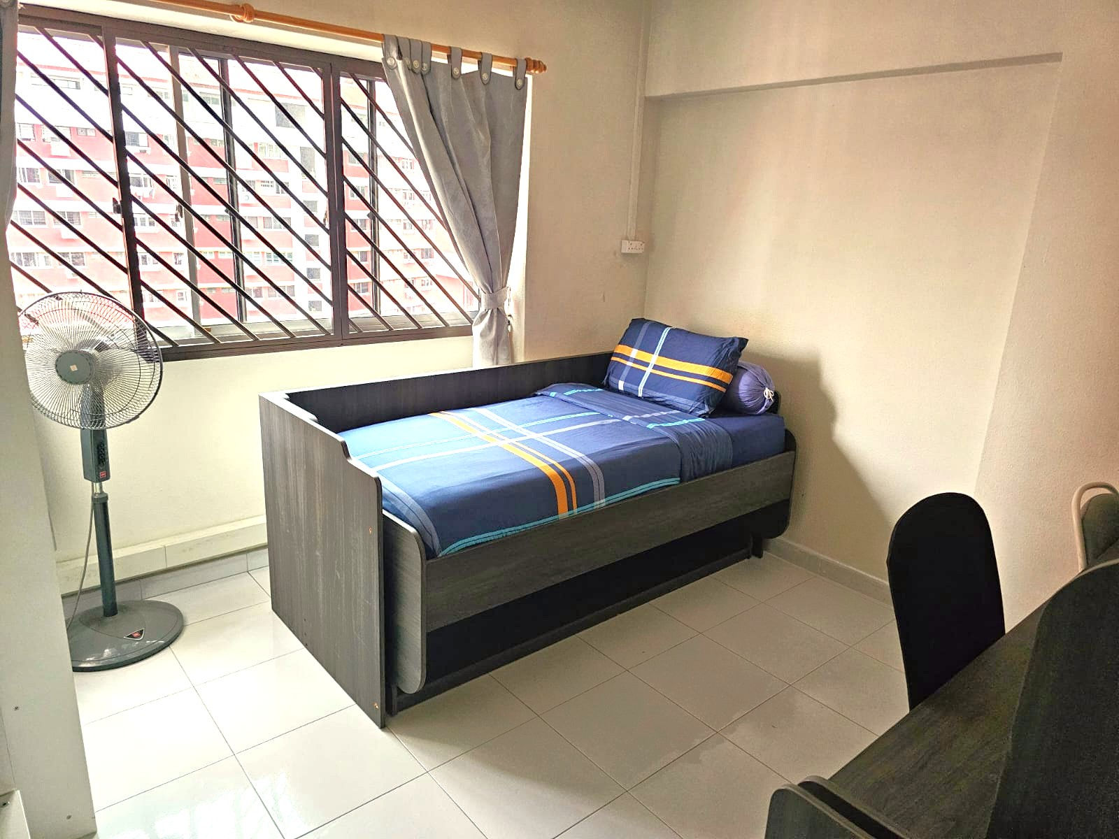 Common room for rent at Blk 442 Sin Ming Avenue. (Single Pax Only)