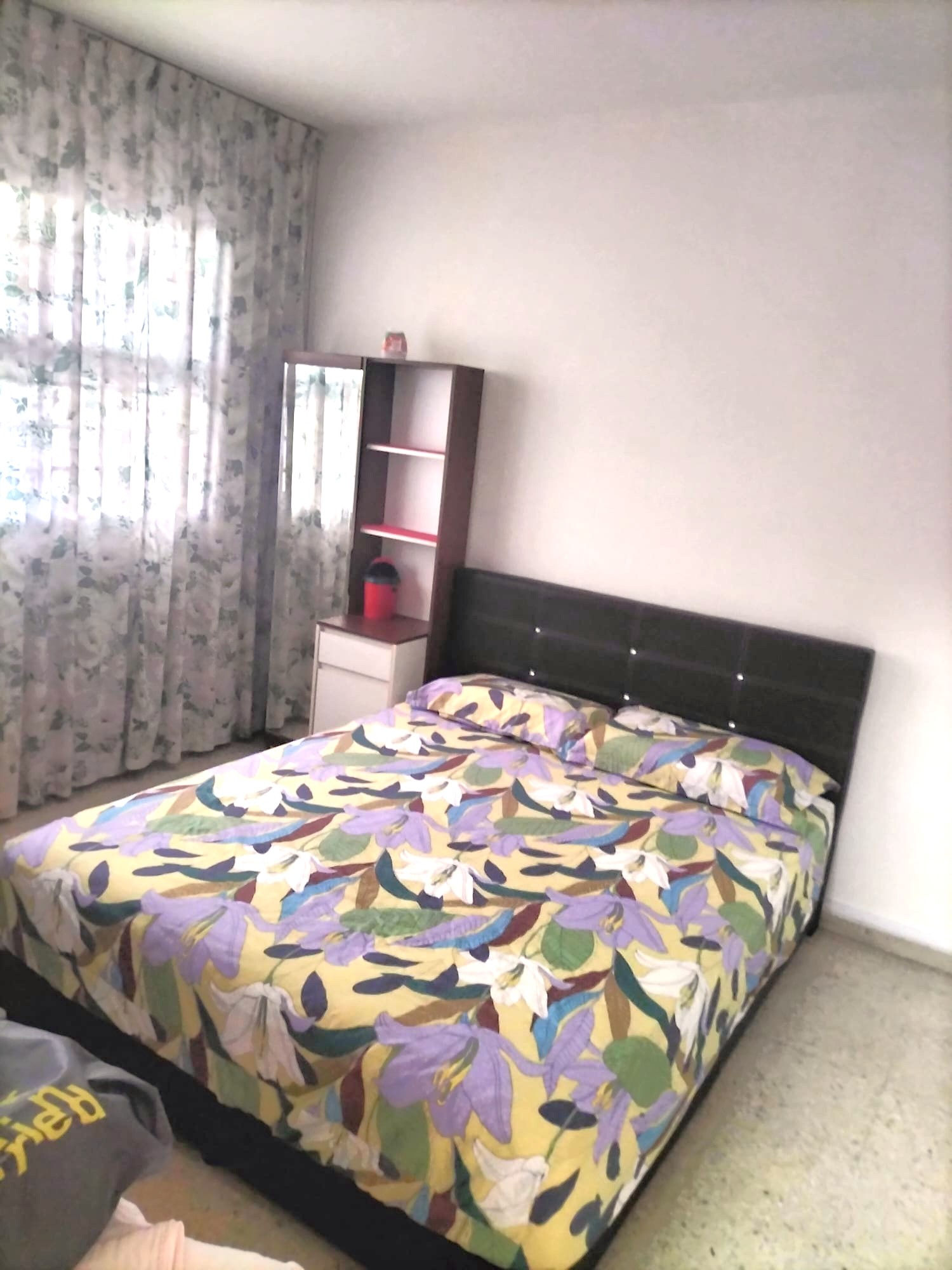 Common Room for rent at Blk 161 Woodlands Street 13, (Female Only)