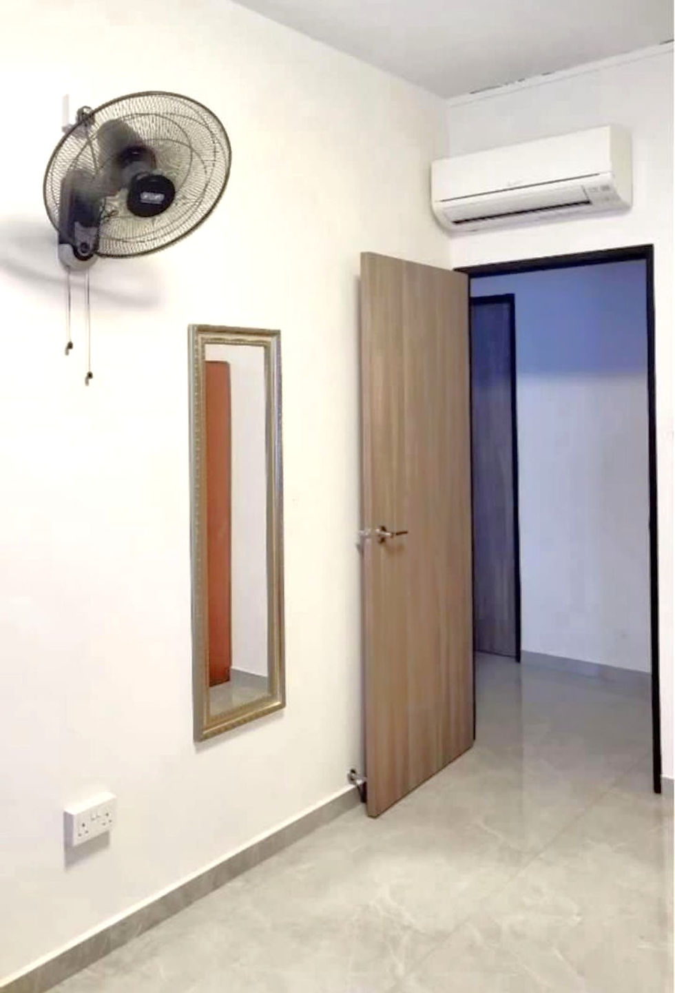 Thumbnail: Common Room at Blk 324 Sembawang Close, Near to Sembawang MRT!