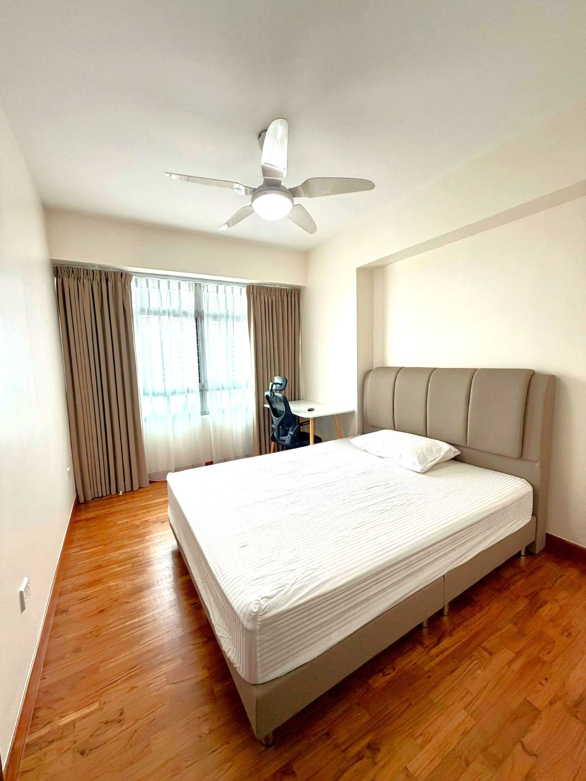 Common Room for rent at Blk 302A Punggol Place. (Female Only)