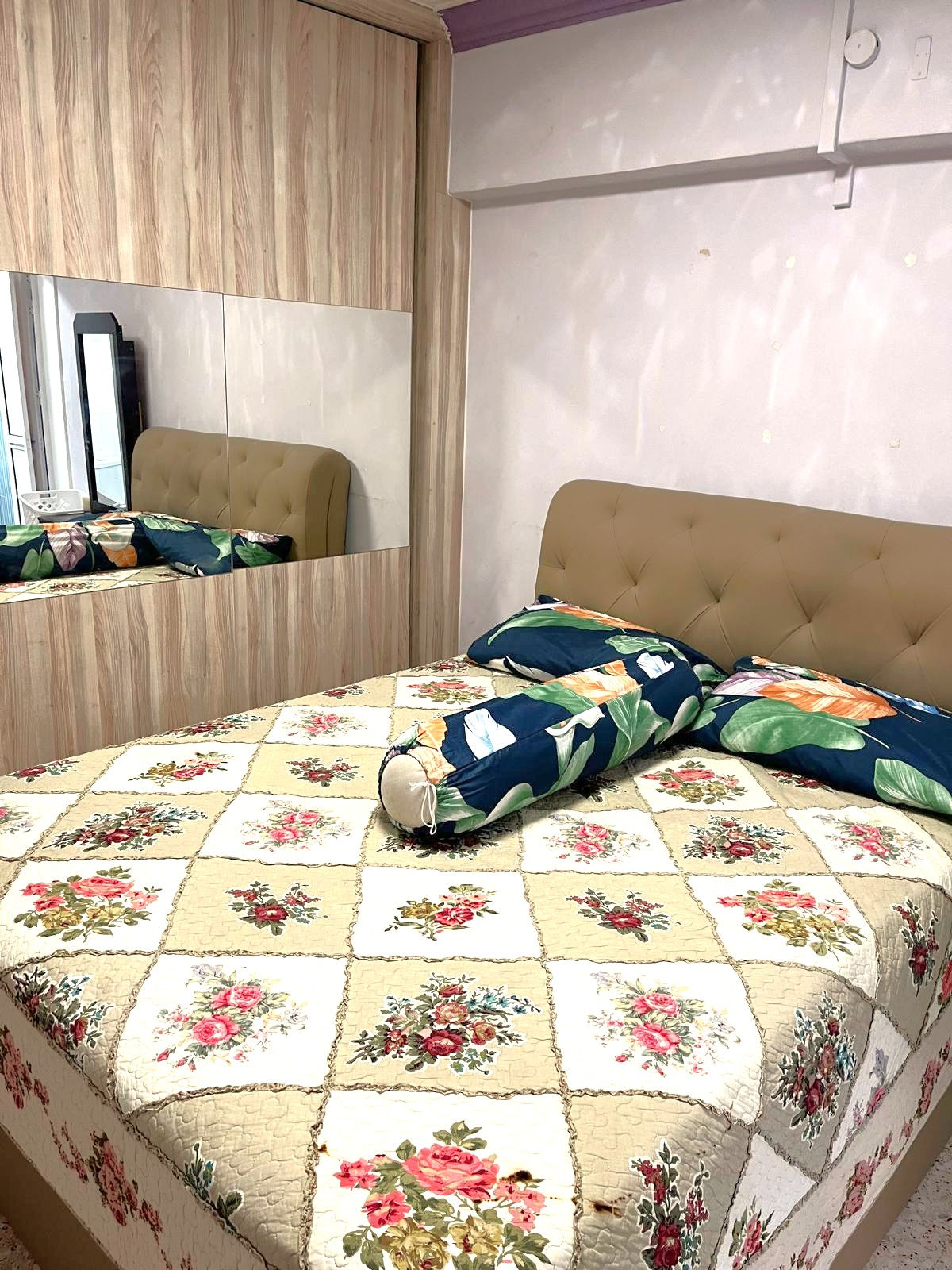 Master Room for rent at blk 204 Ang Mo Kio Avenue 3, Near to Ang Mo Kio MRT!