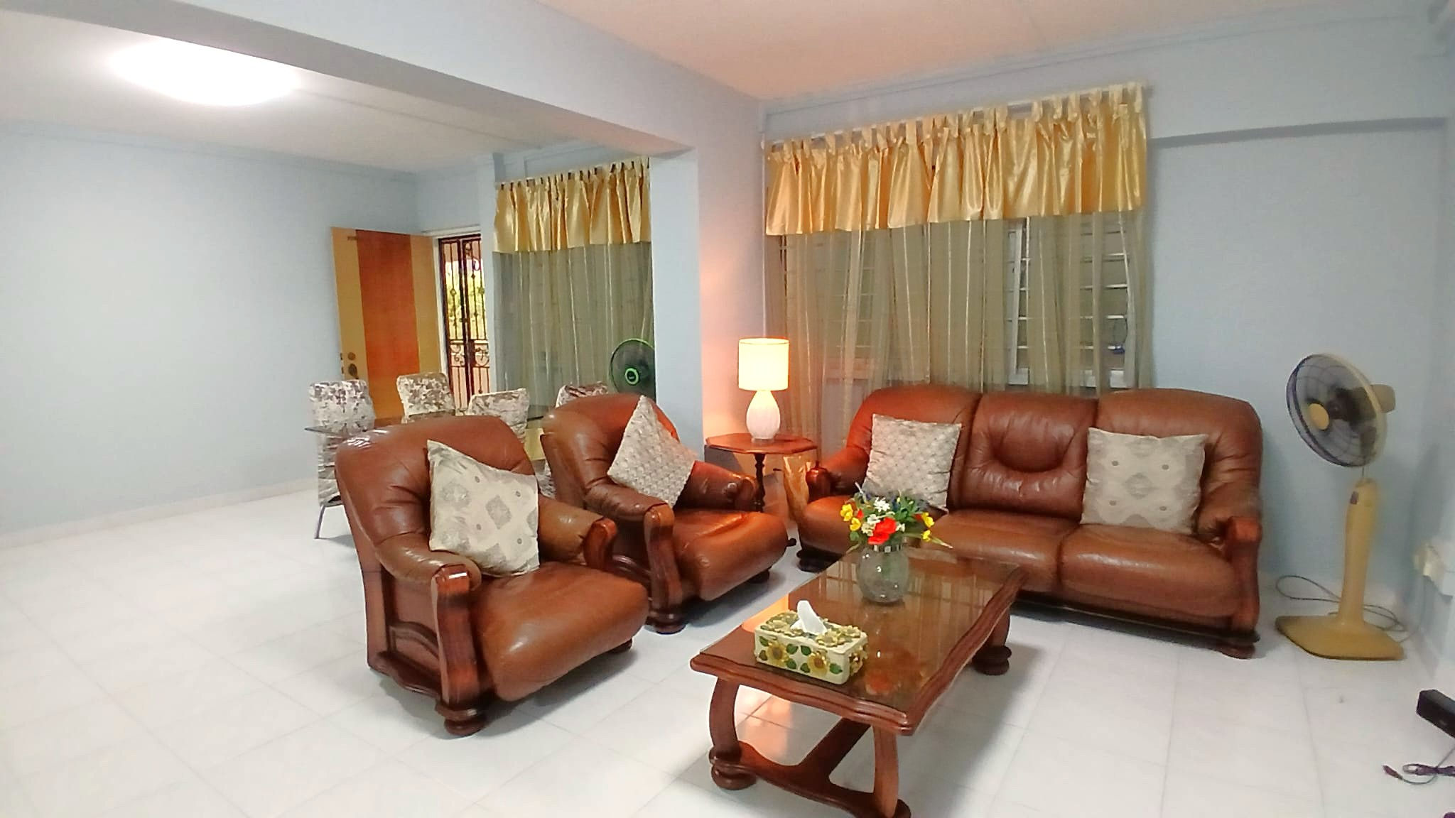4R flat for rent at Blk 487 Pasir Ris Drive 4!