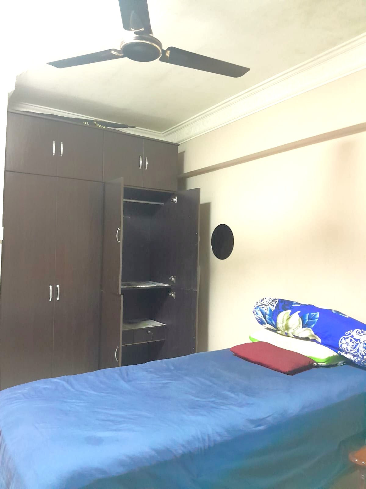 Common Room for Rent at Blk 970 Hougang Street 91. (Female Only)