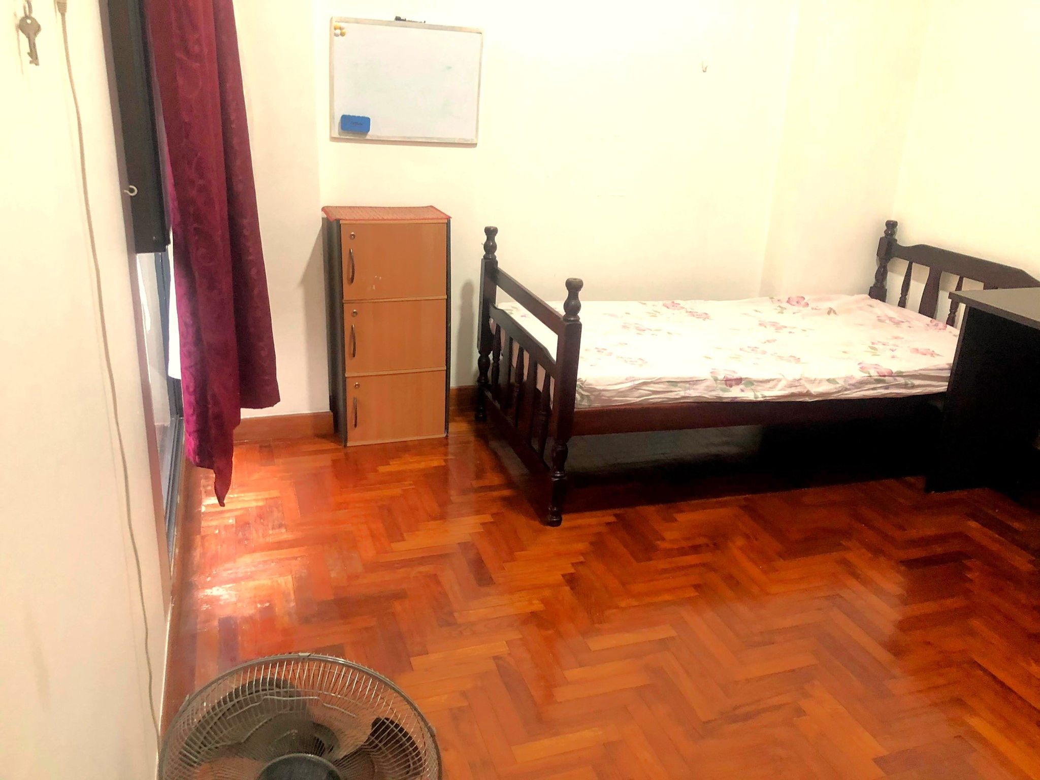 Common Room for Rent at Regentville (Female Only)