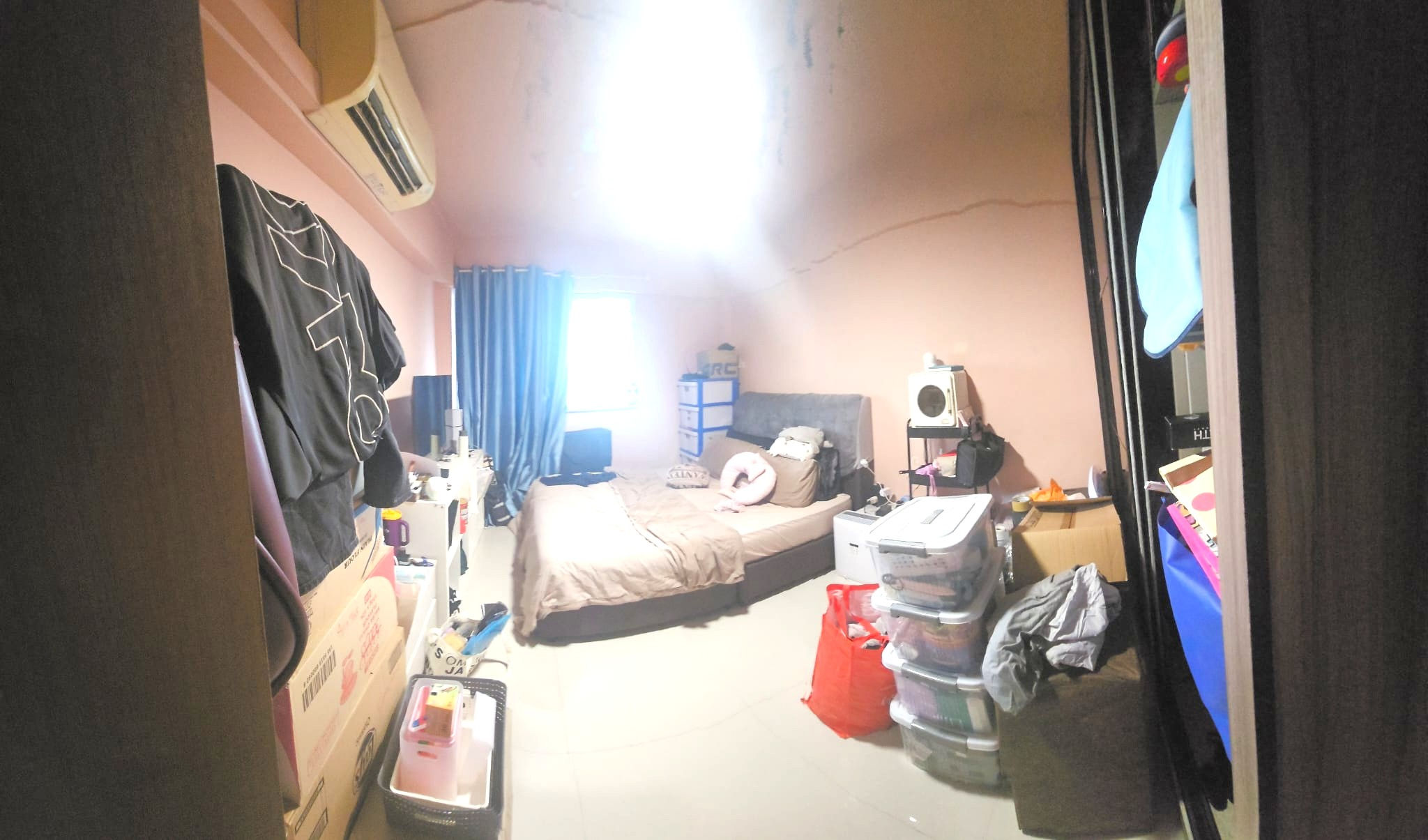 Common Room for rent at  Blk 572 Ang Mo Kio Avenue 3, Near to AMK Mrt station!