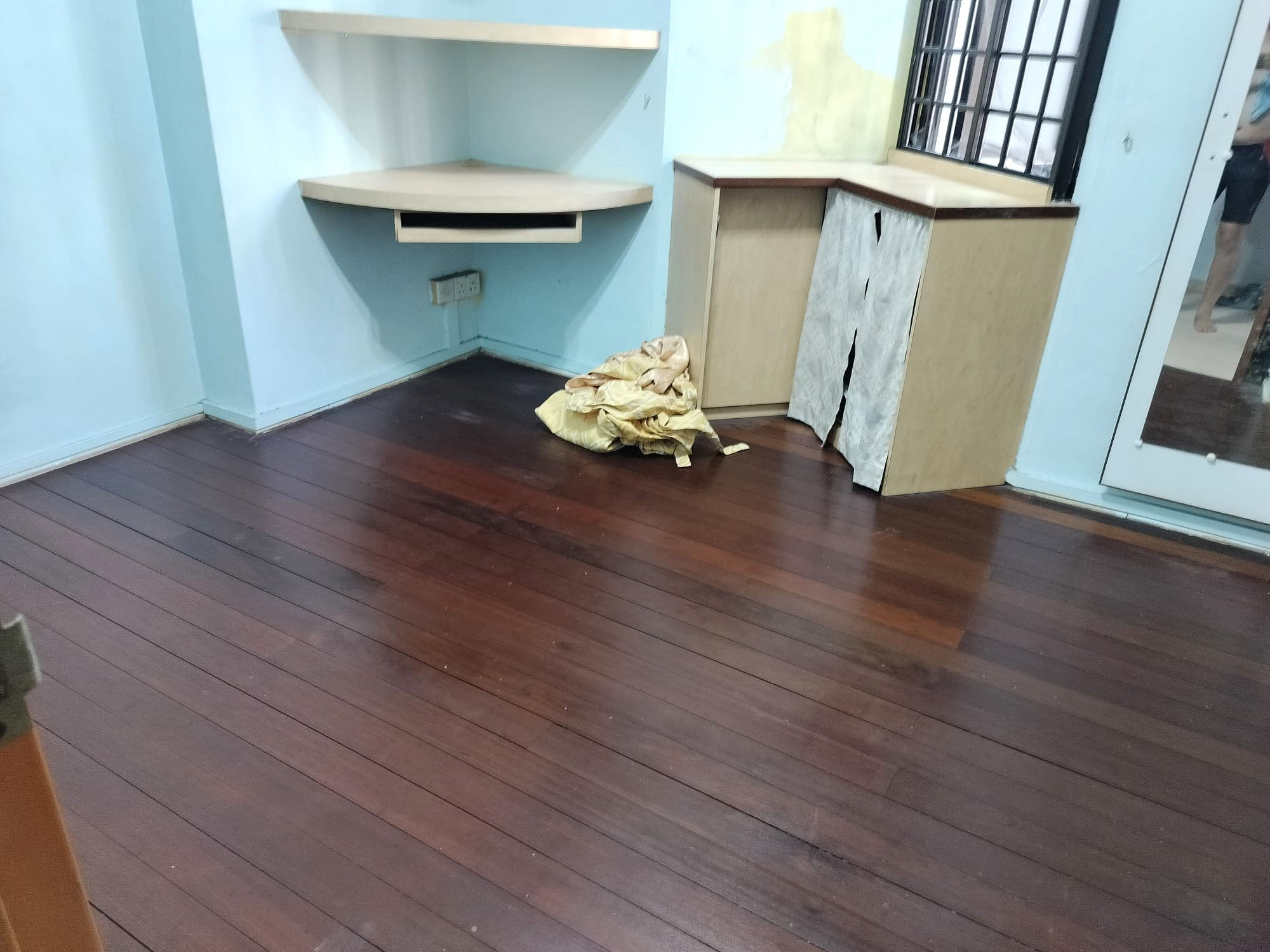 Common Room for rent at Blk 298D Compassvale Street.(Preferred Female)