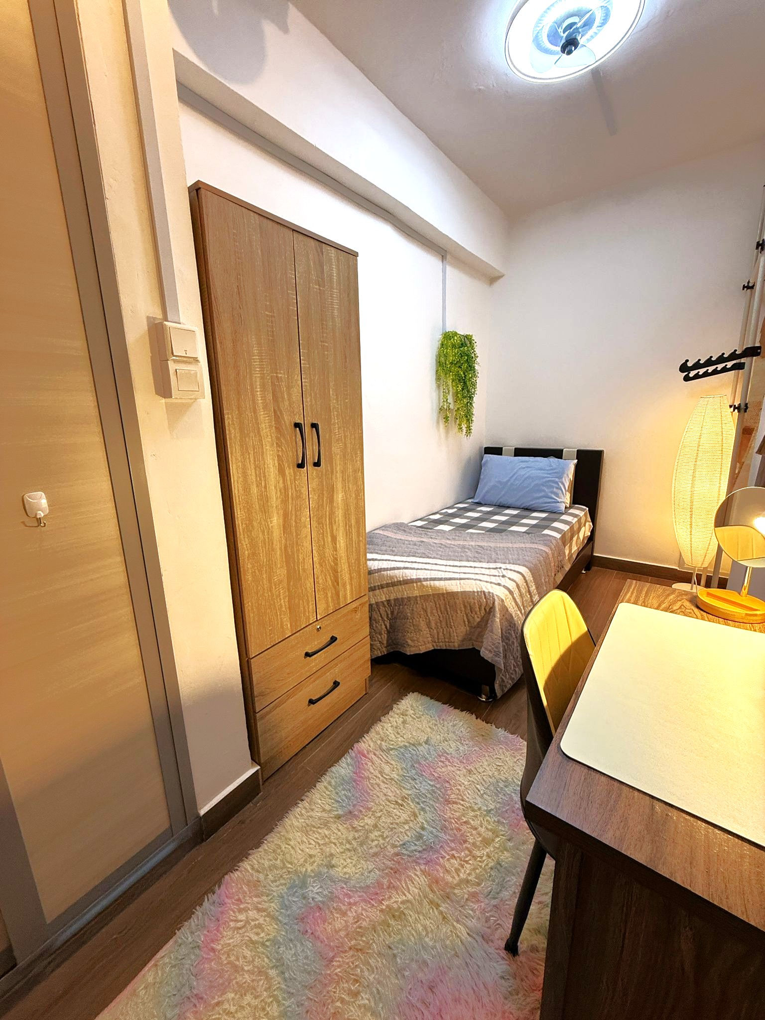 Junior Master Room for rent at Parc Vista No owner { Single Pax}