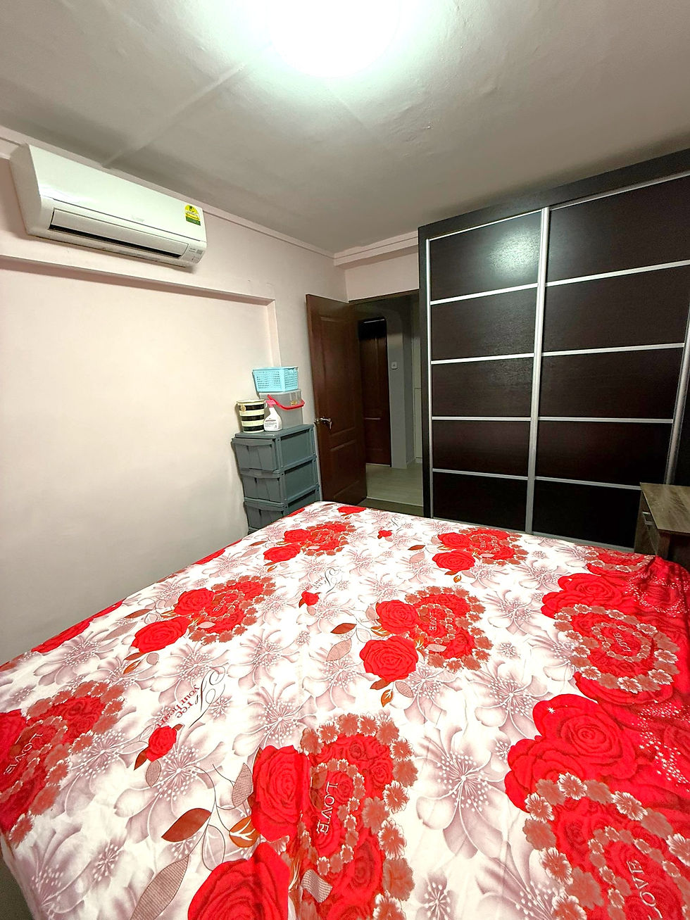 Thumbnail: Common Room for rent at 329 Bukit Batok Street 33.
