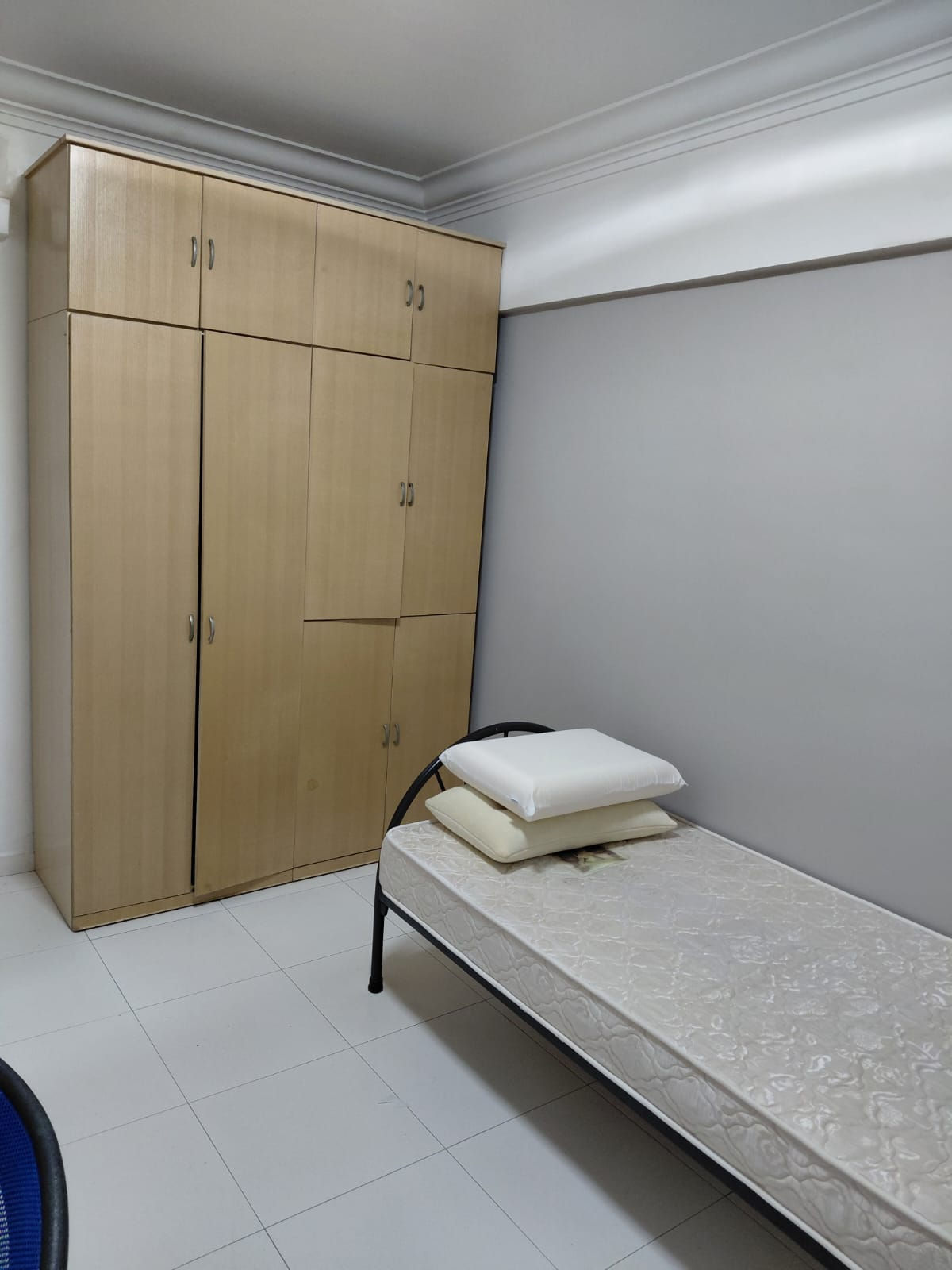 Common Room at 144 Potong Pasir Avenue 2. Near MRT. ( 1 PAX)