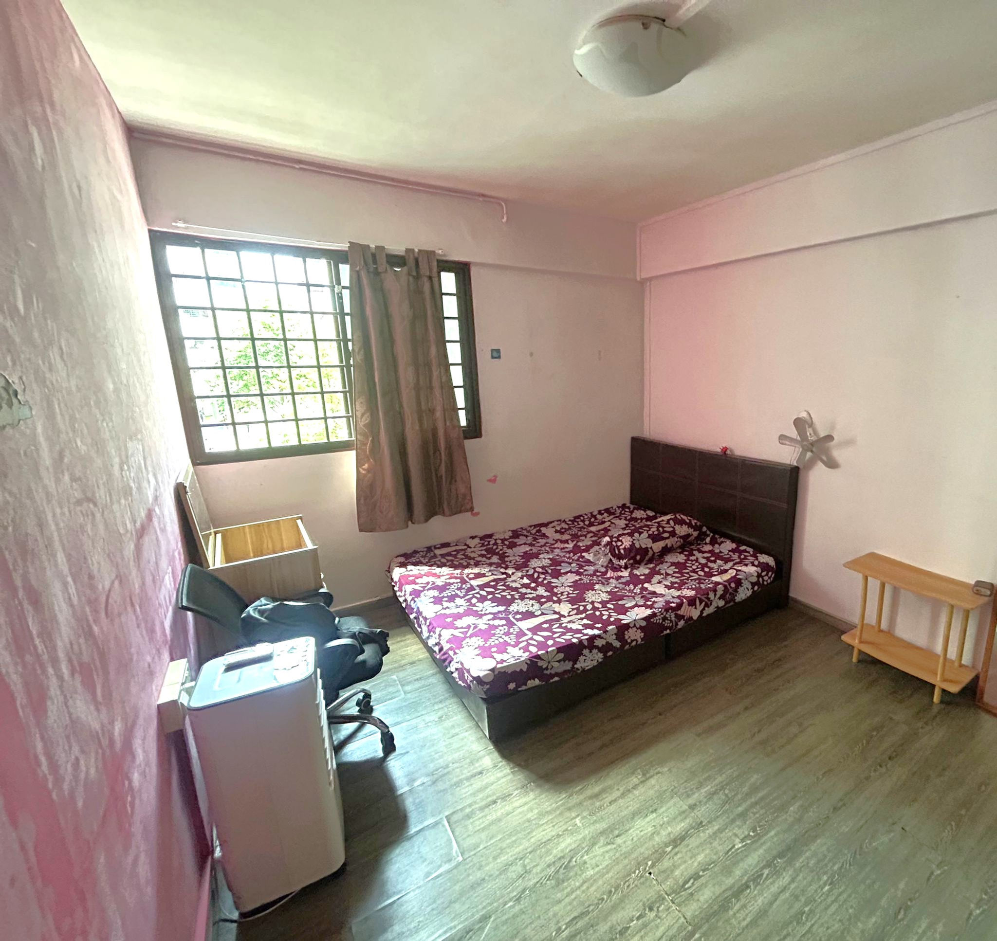 Common room for Rent at blk 126 Yishun Street 11. Near to Yishun MRT!
