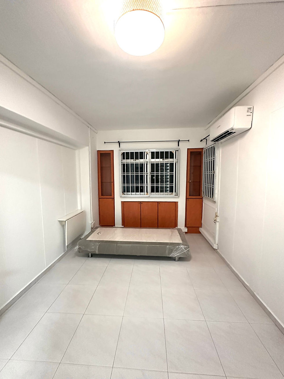 Thumbnail: 4R flat for rent at Blk 668D Jurong West Street 64. Near to Boon Lay MRT