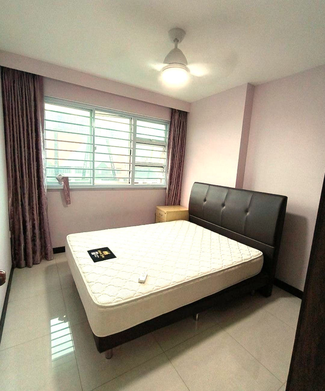 Common Room for Rent at Blk 256B Sumang Walk. (Female Only)