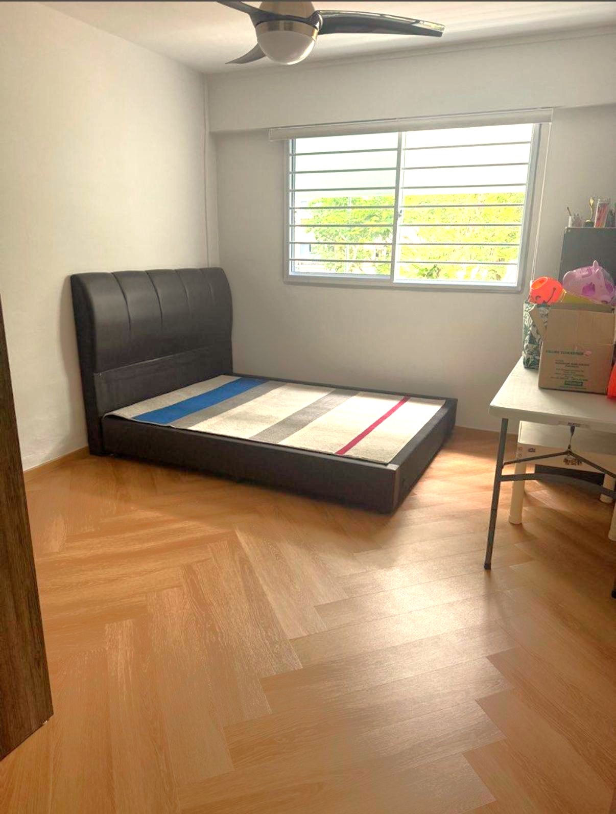 Common room at Blk 264 Yishun Street 22, Near to Yishun MRT!
