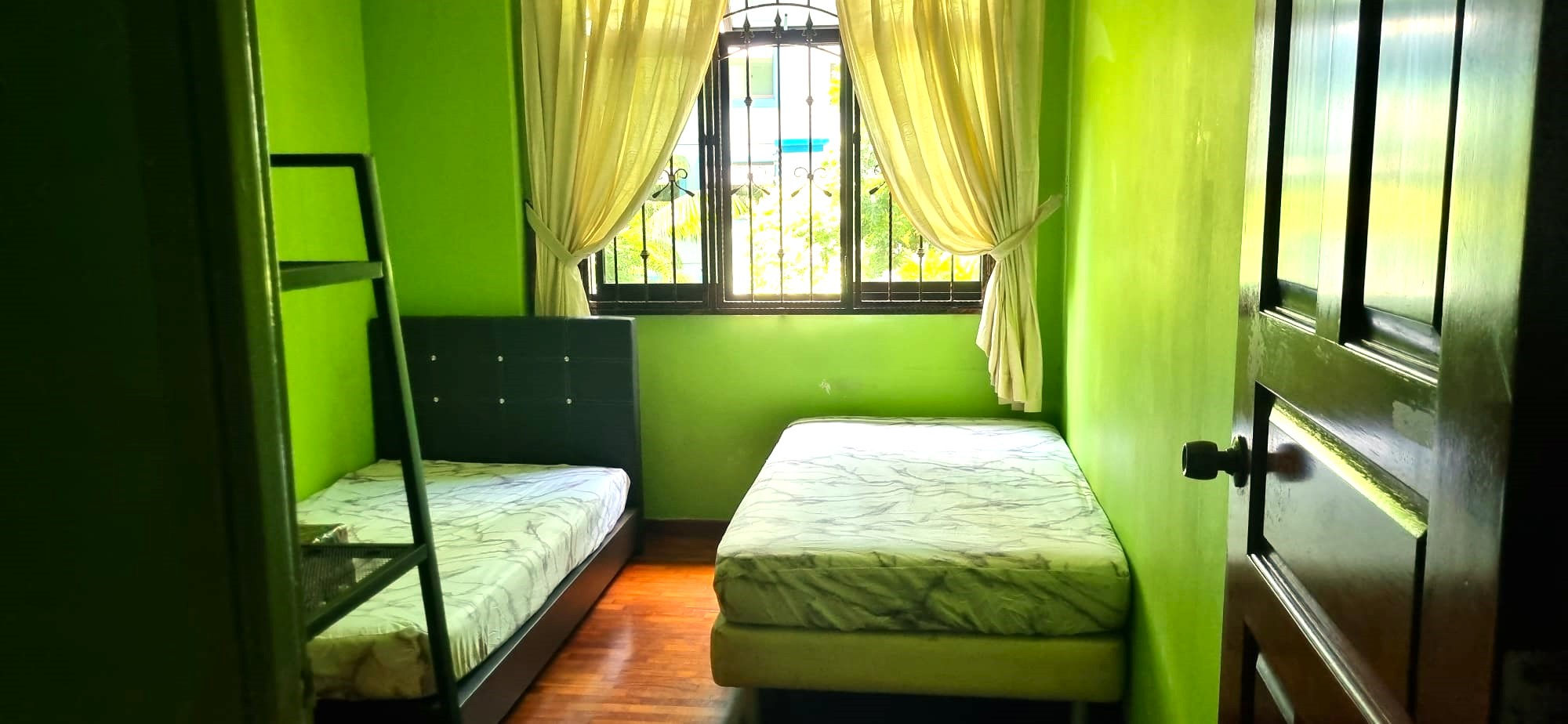 Common Room at Blk 271A Jurong West Street 24!