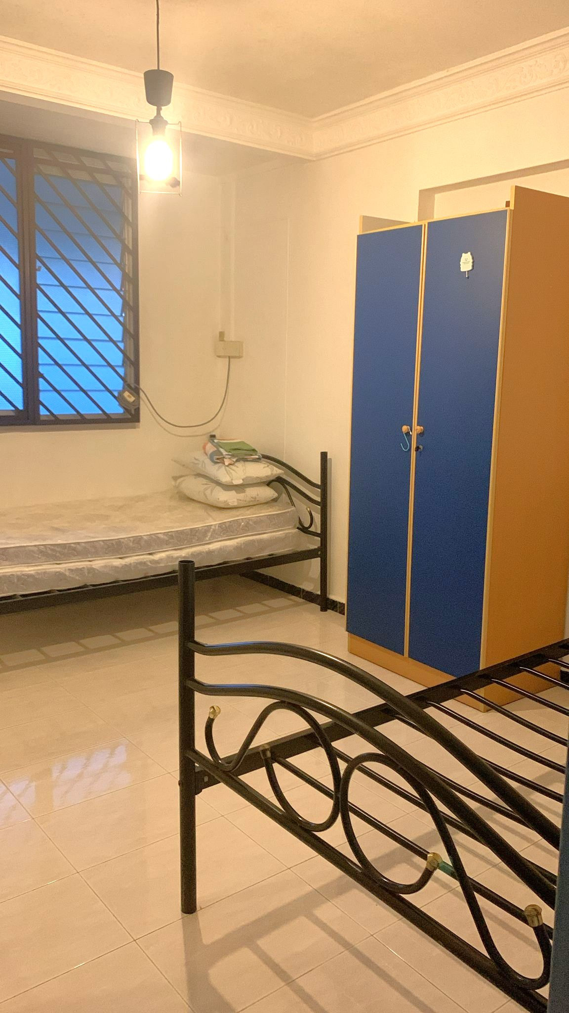 2 Common Room at Blk 640 Yishun Street 61. Can do Cooking!