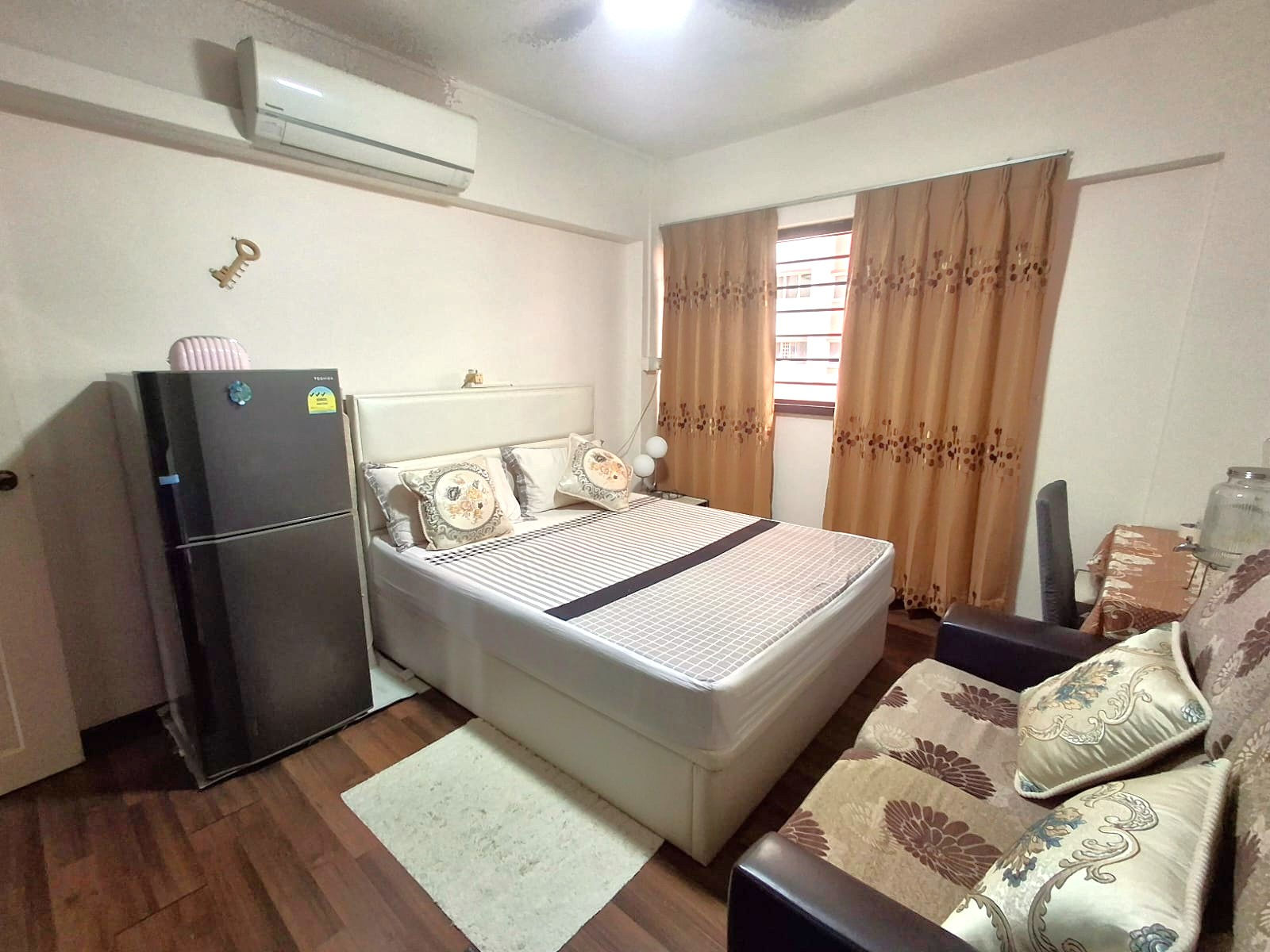 Common Room for rent at blk 542 Jurong West Avenue 1. (Female Only)