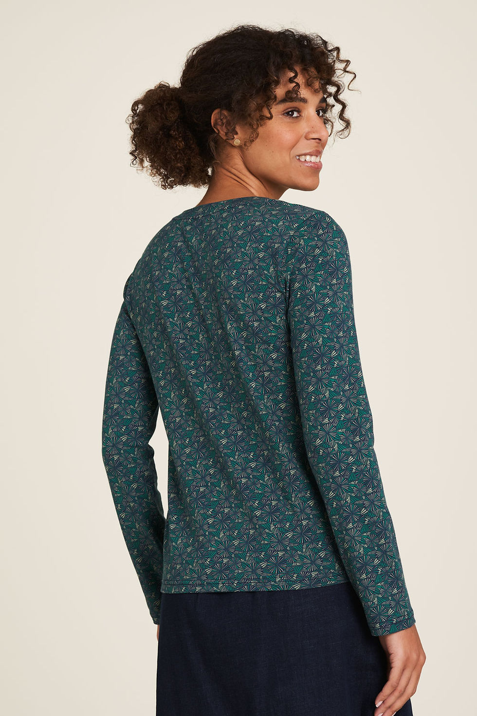 Miniatura: Copia de Camisa cuello en pico y botones