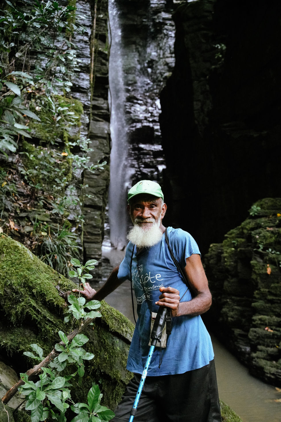 Visite guidée avec Jean, couloir de Tiwaé Touho