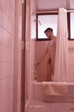 BOYSWILLBEKINGS_REYBADESAN_ALFONSO_005.jpg