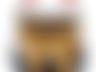 Captain Enoch helmet replica 1:1 wearable Star Wars Ahsoka gold trooper front view cracked faceplate