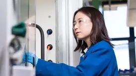 Cómo una Innovación Inspirada por el Sol Podría Transformar el Futuro del Almacenamiento de Energía