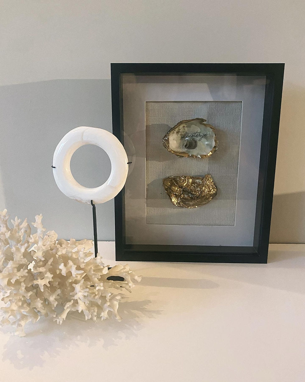 Thumbnail: Schilderij Oester met zwarte lijst