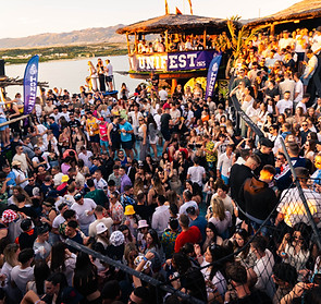 pjena party 3 - 16_edited_edited.jpg