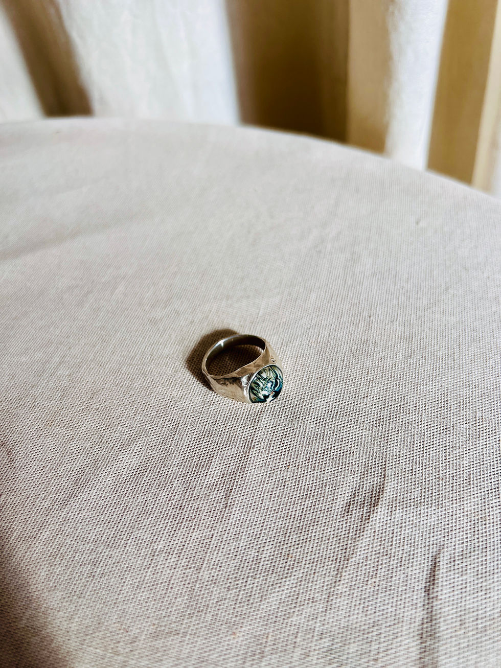 Miniatura: Anel Basalto