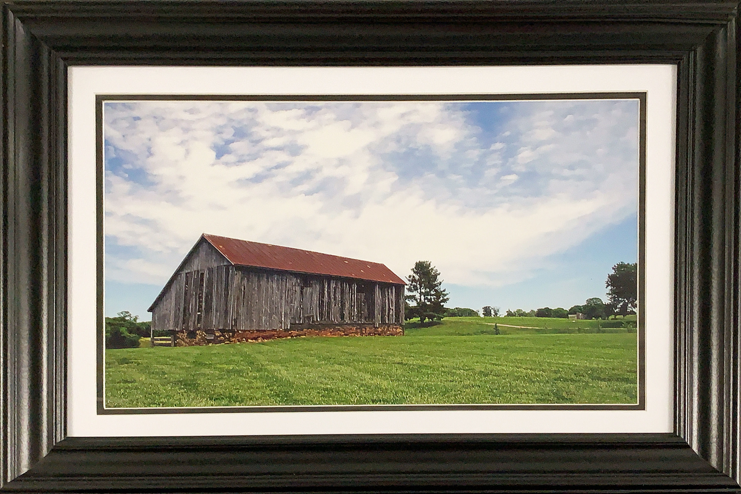 EM Barn (17x23 Framed)