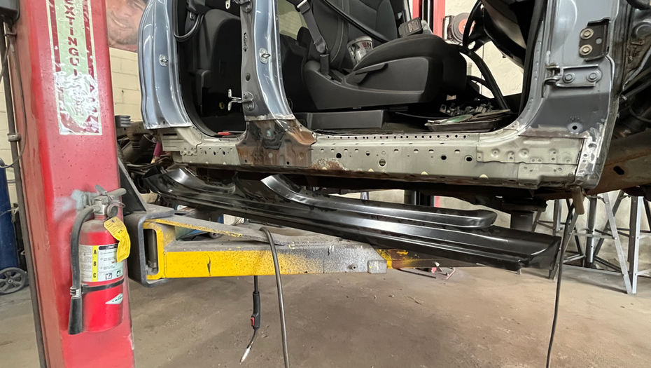 INNER ROCKER AFTER OUTTER CUT OFF