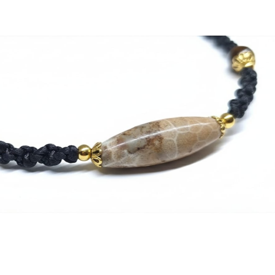Miniatura: IMPERIUM - Collana macrame in Corallo fossile e occhio di tigre - PEZZO UNICO