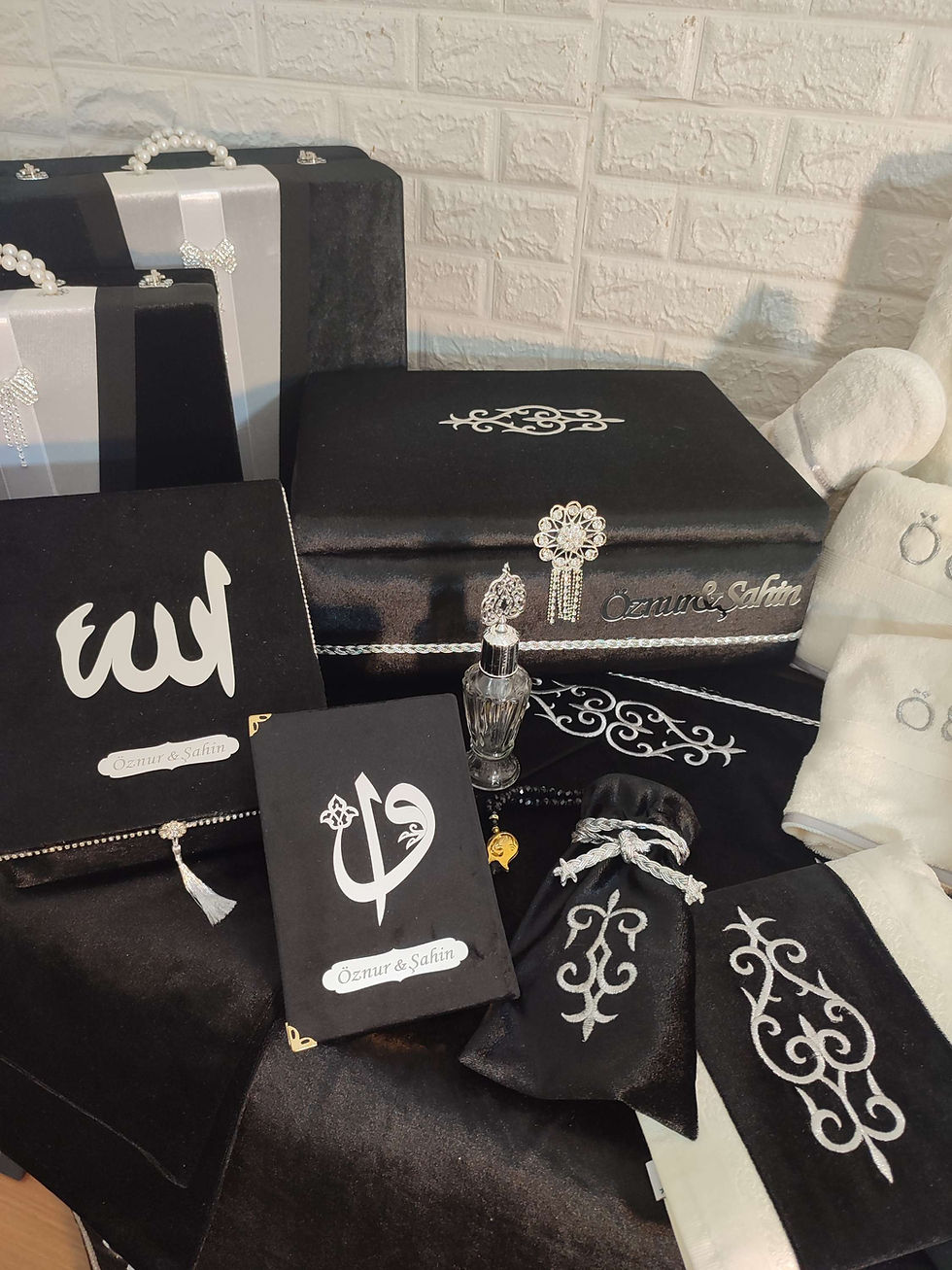 Küçük resim: Damat Set