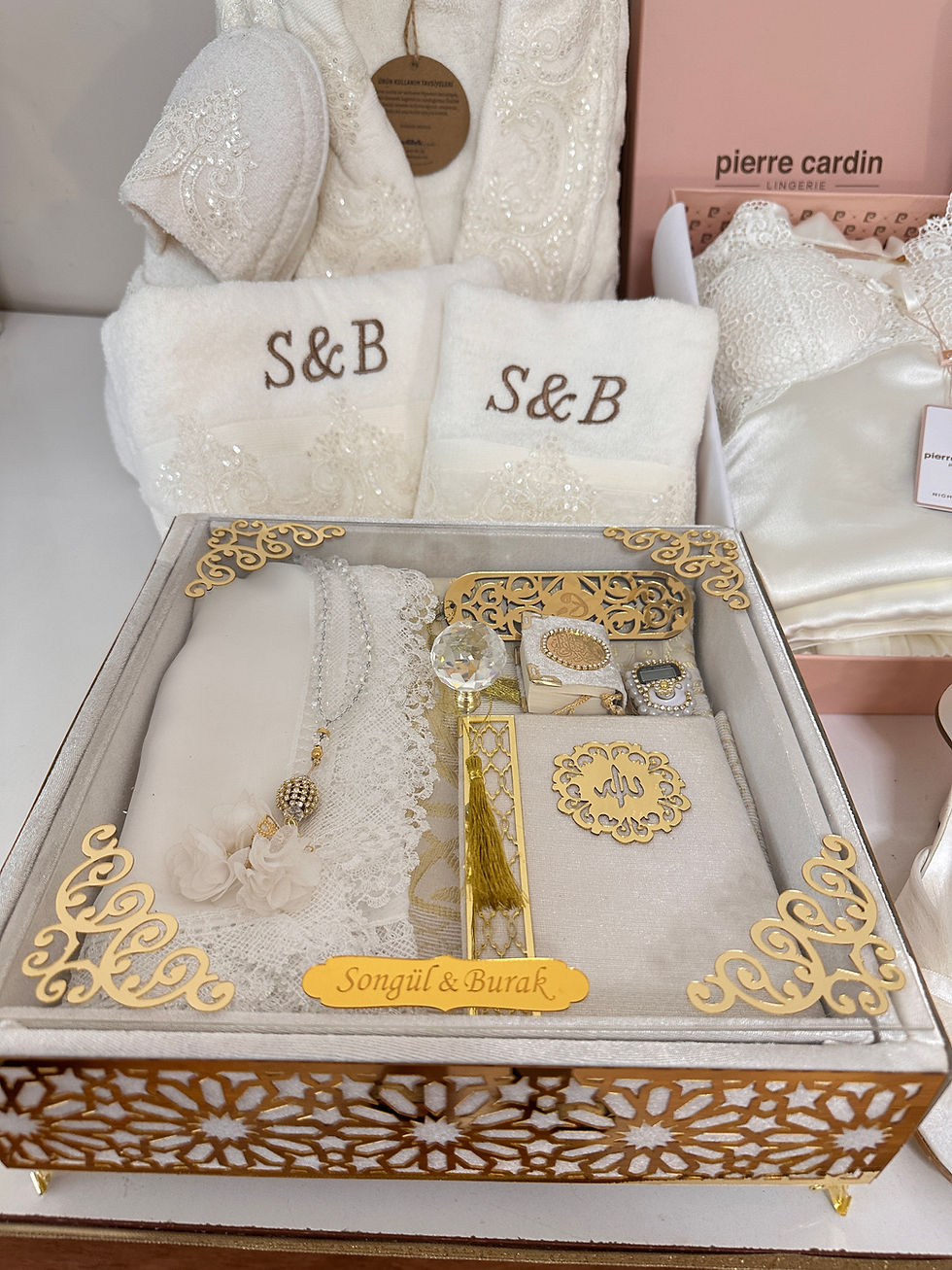 Küçük resim: Nişan bohçası 