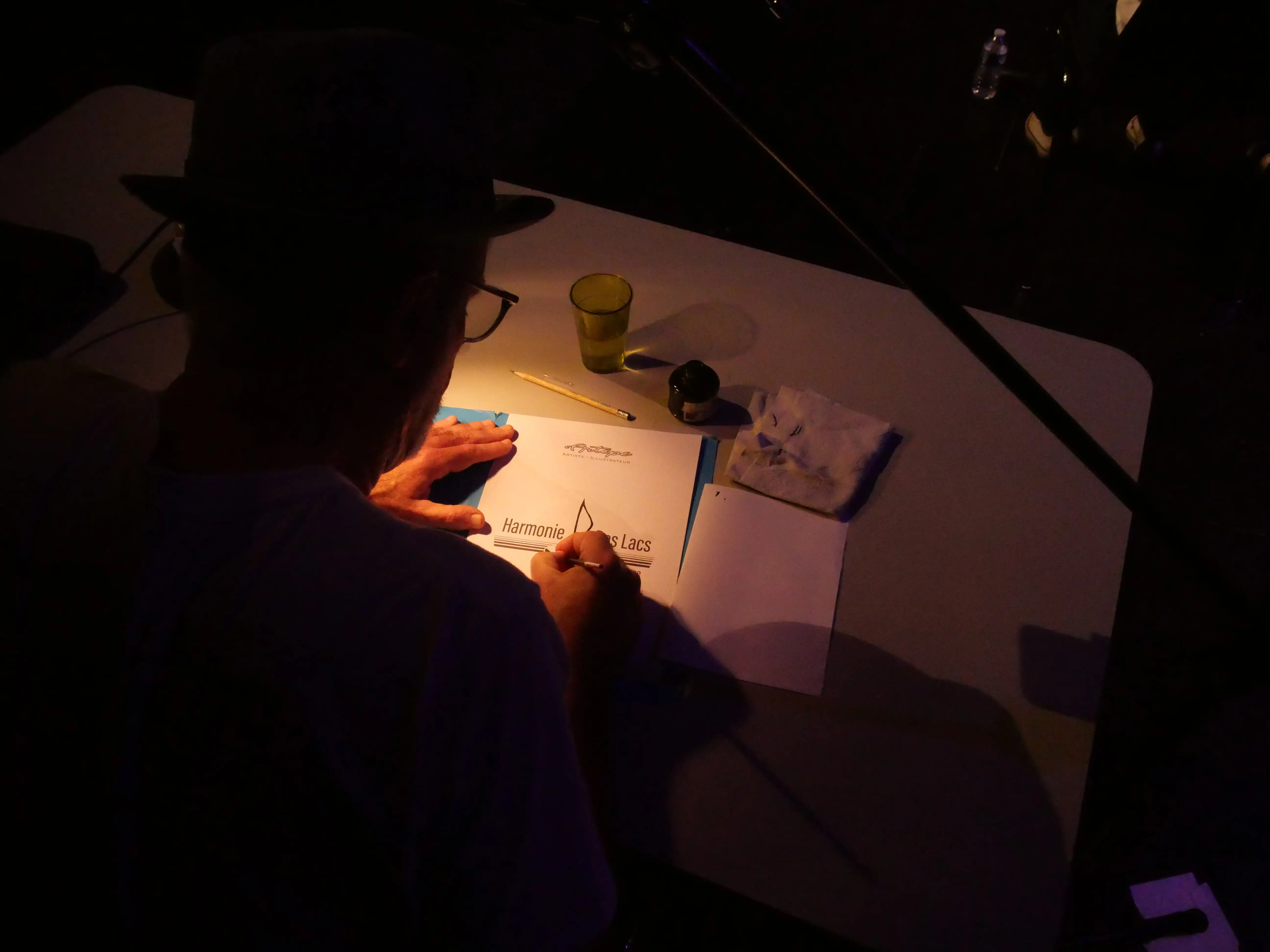 prestation illustration en live de artepe harmonie des lacs a biscarrosse
